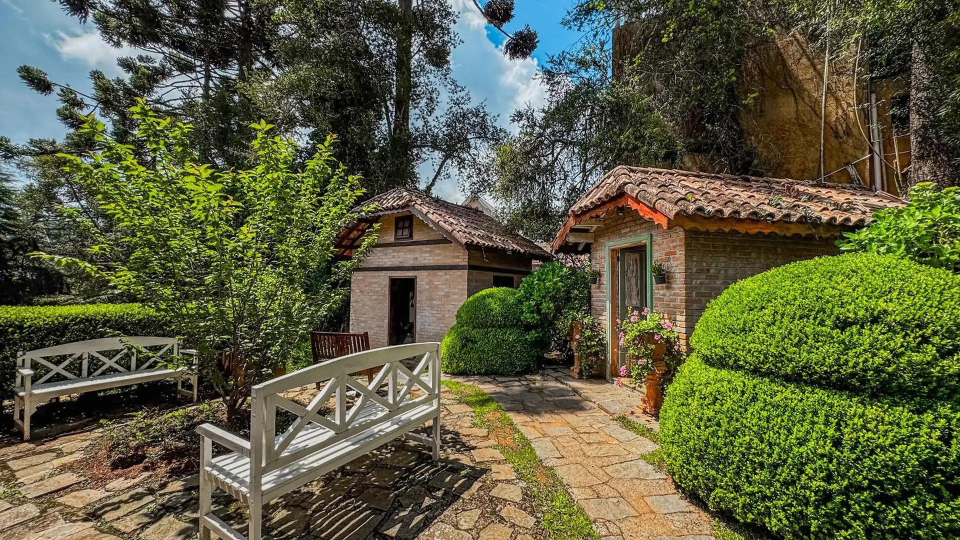 Pousada Victoria Villa By Nacional Inn - A 800 Metros Da Vila Capivari Campos do Jordao