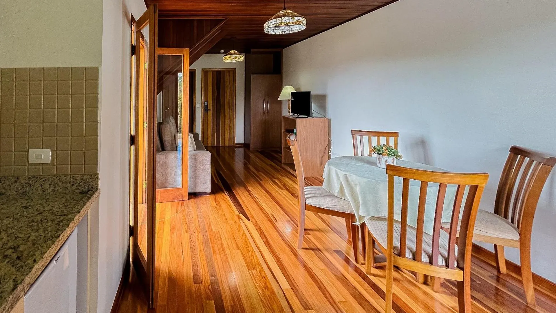 ***  Pousada Victoria Villa By Nacional Inn - A 800 Metros Da Vila Capivari Campos do Jordão Brasile