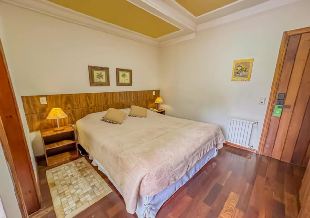Pousada Victoria Villa By Nacional Inn - A 800 Metros Da Vila Capivari Campos do Jordao