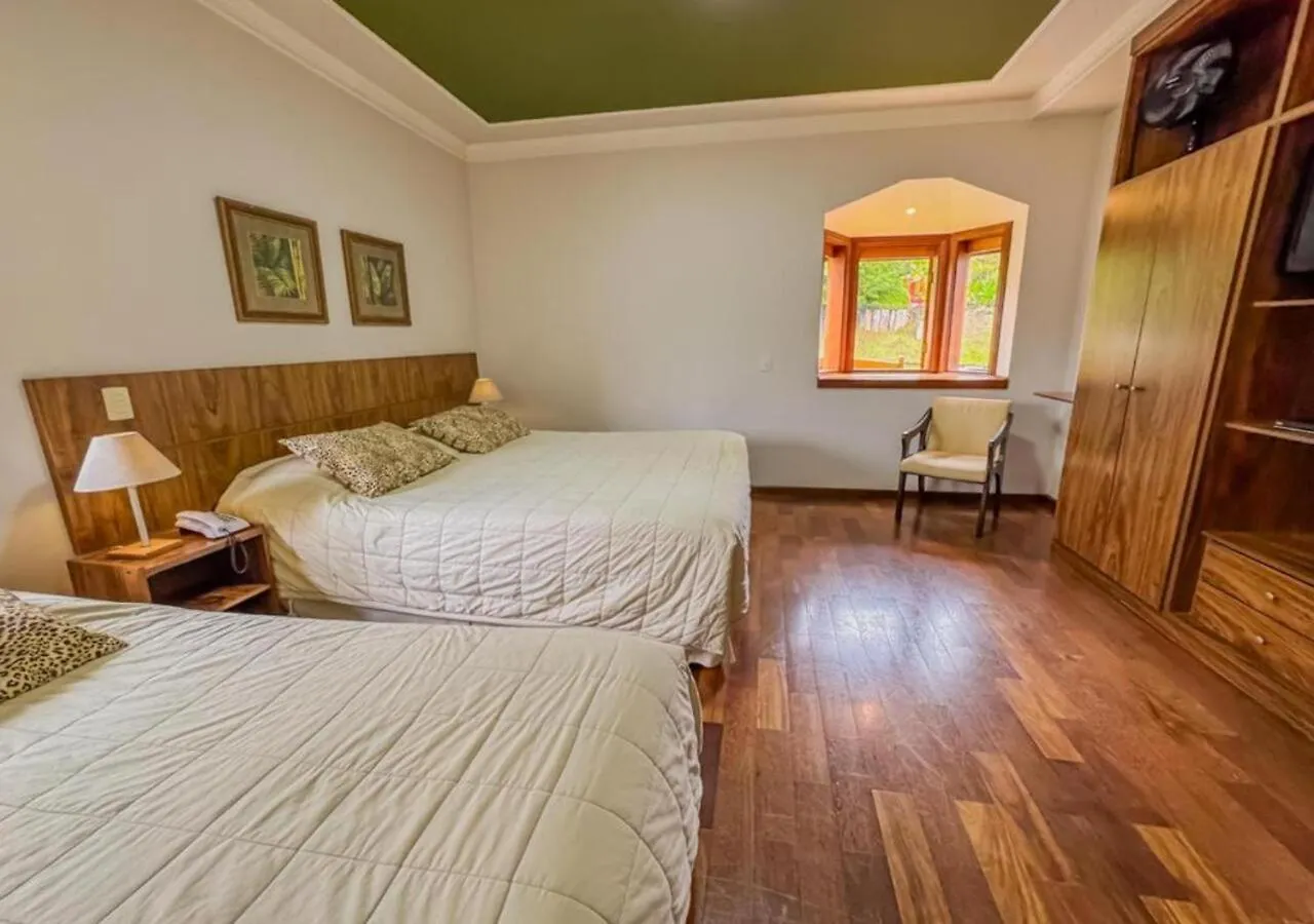 Pousada Victoria Villa By Nacional Inn - A 800 Metros Da Vila Capivari Campos do Jordao